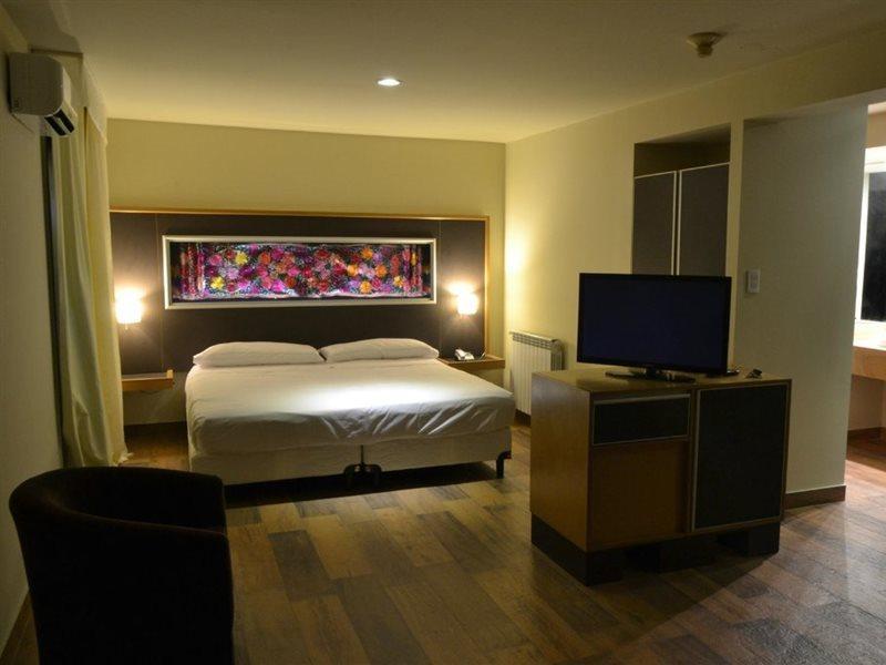 Plaza Paradiso Petit Hotel Chacras de Coria Dış mekan fotoğraf