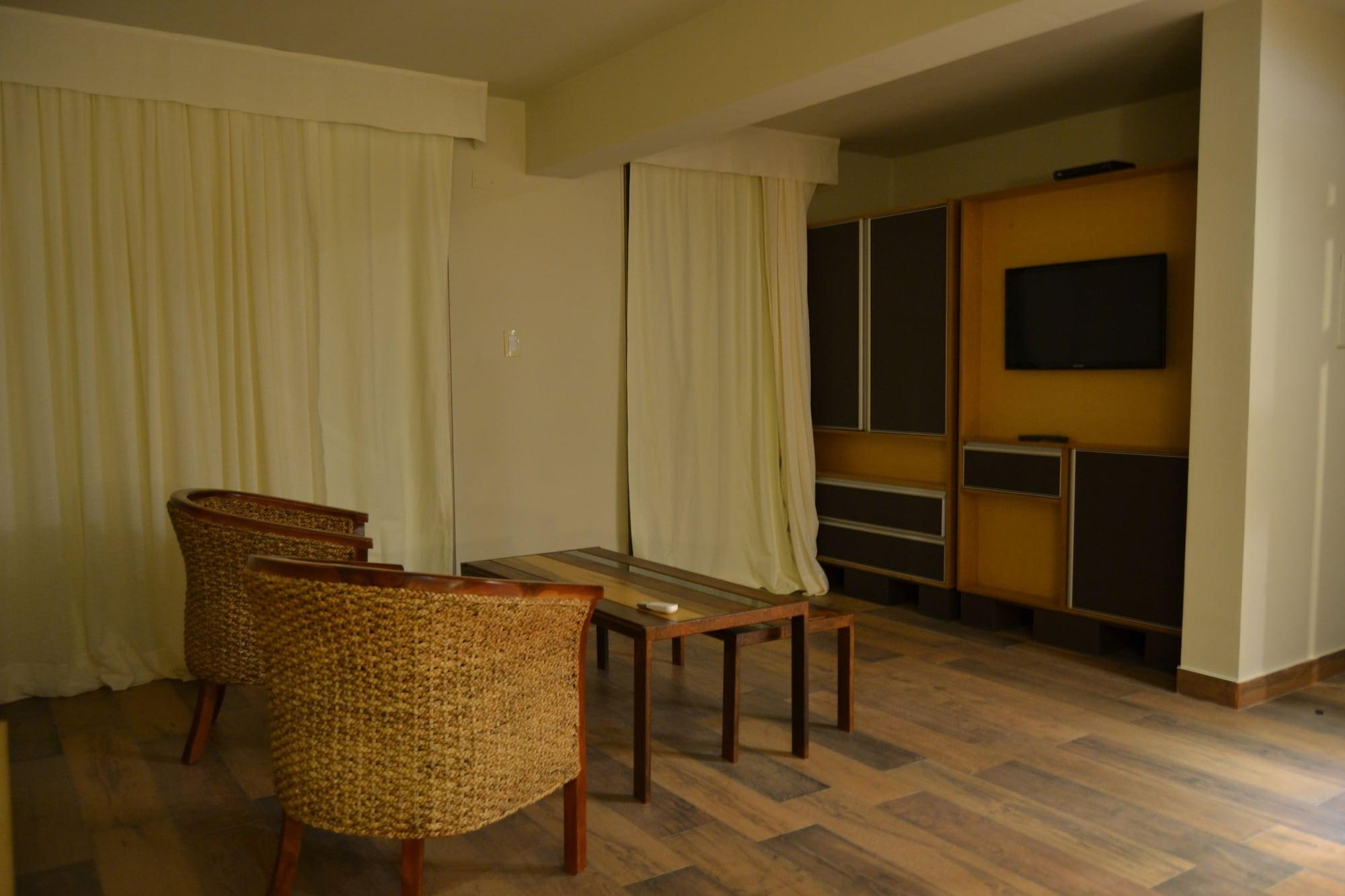 Plaza Paradiso Petit Hotel Chacras de Coria Dış mekan fotoğraf