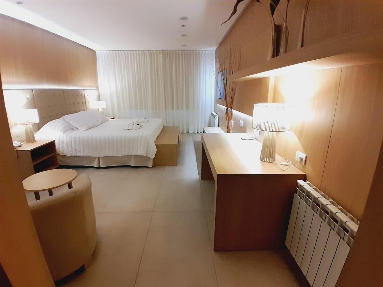 Plaza Paradiso Petit Hotel Chacras de Coria Dış mekan fotoğraf