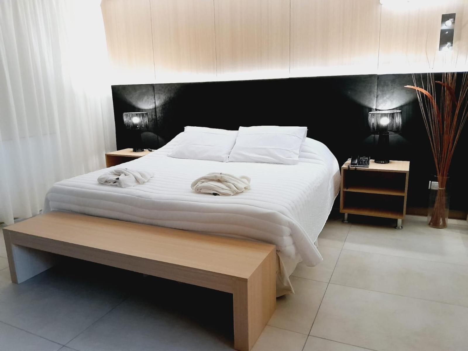 Plaza Paradiso Petit Hotel Chacras de Coria Dış mekan fotoğraf