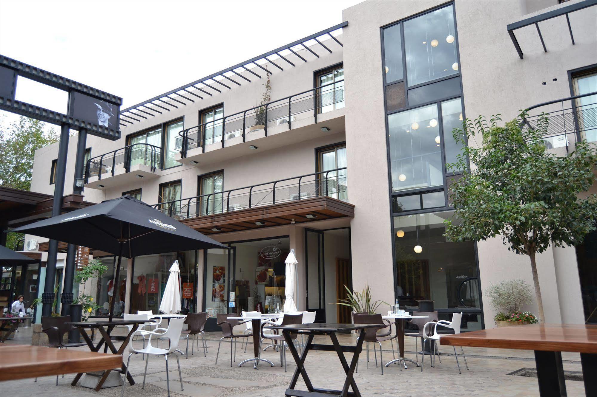Plaza Paradiso Petit Hotel Chacras de Coria Dış mekan fotoğraf