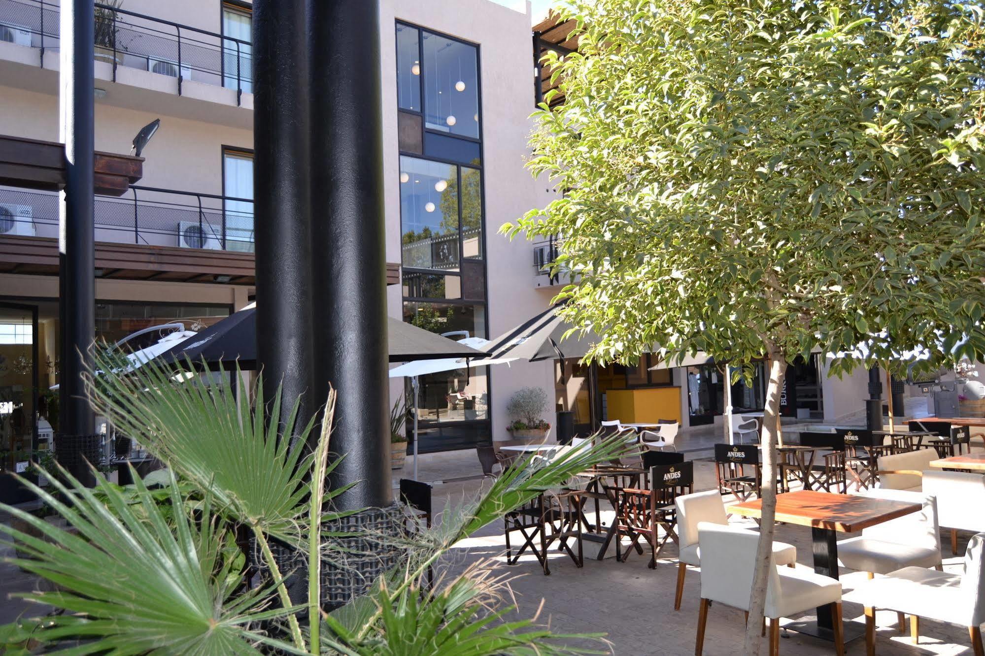 Plaza Paradiso Petit Hotel Chacras de Coria Dış mekan fotoğraf